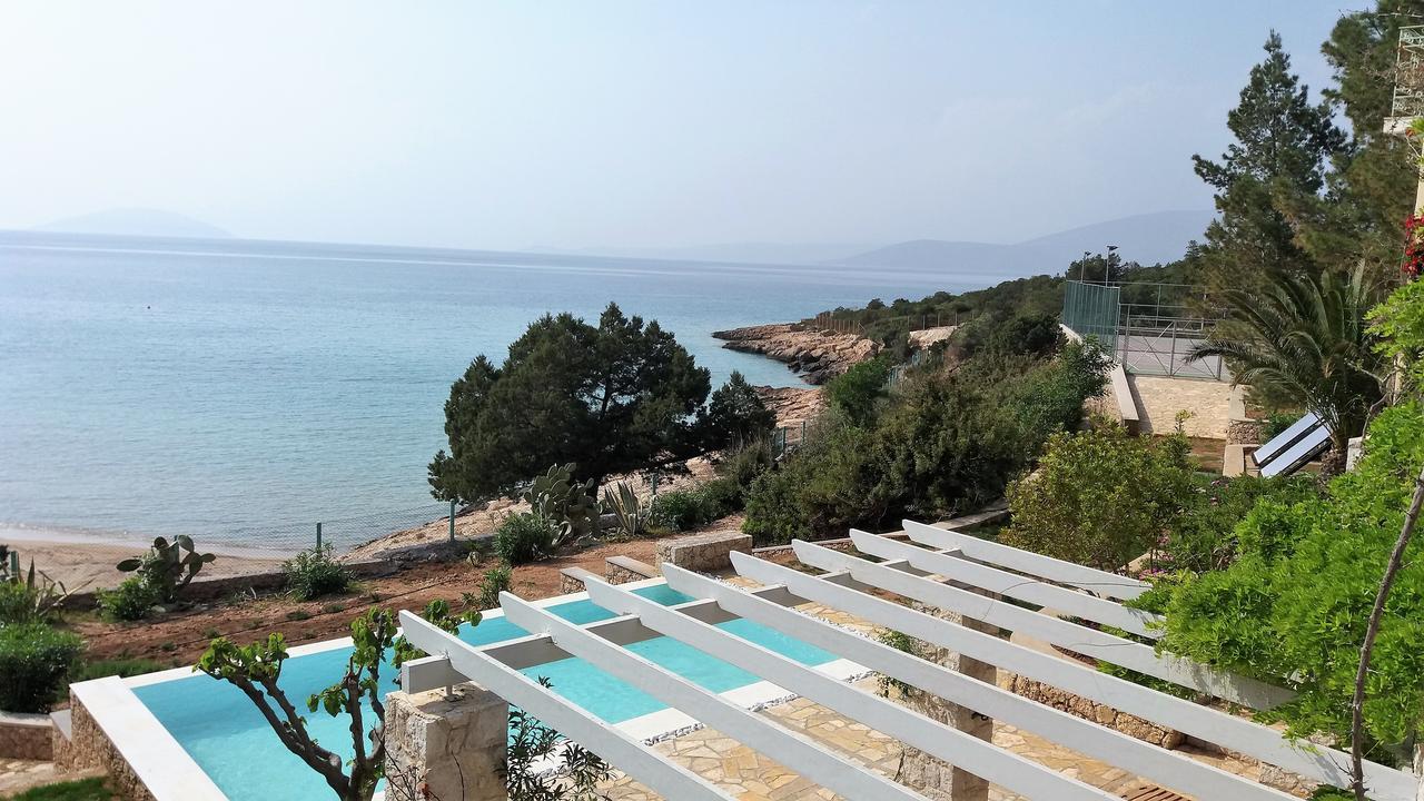 Electra Beachfront Villa Kranidi Eksteriør billede